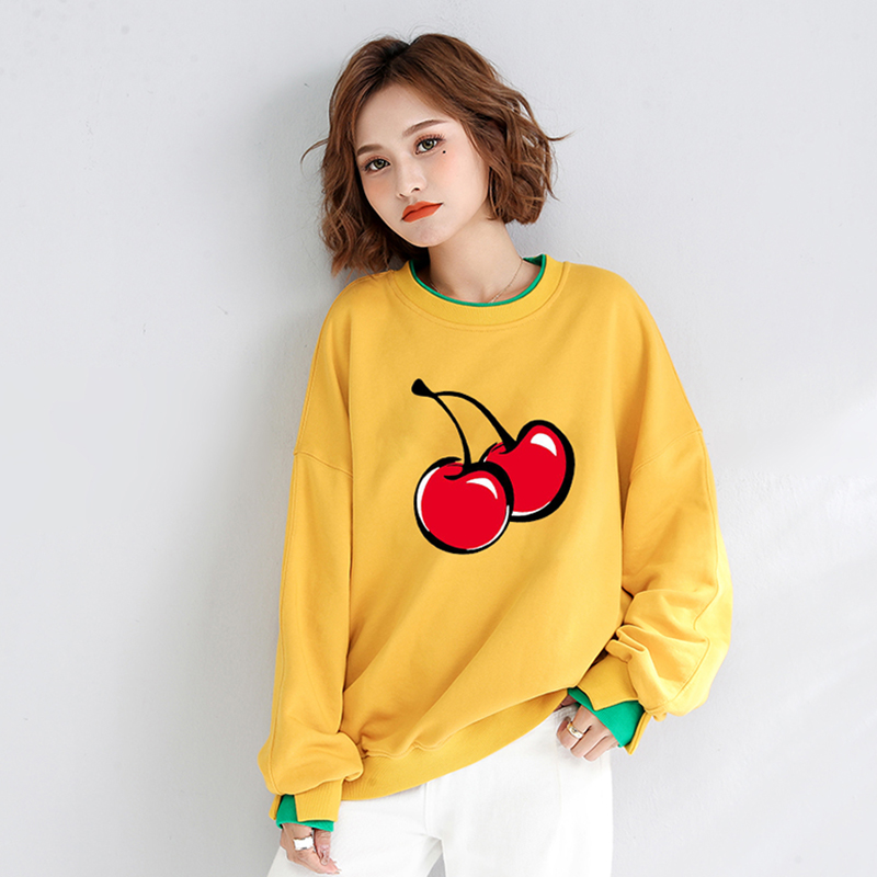 The new 2020 Korean autumn women's long-sleeved round neck T-shirt loose and versatile