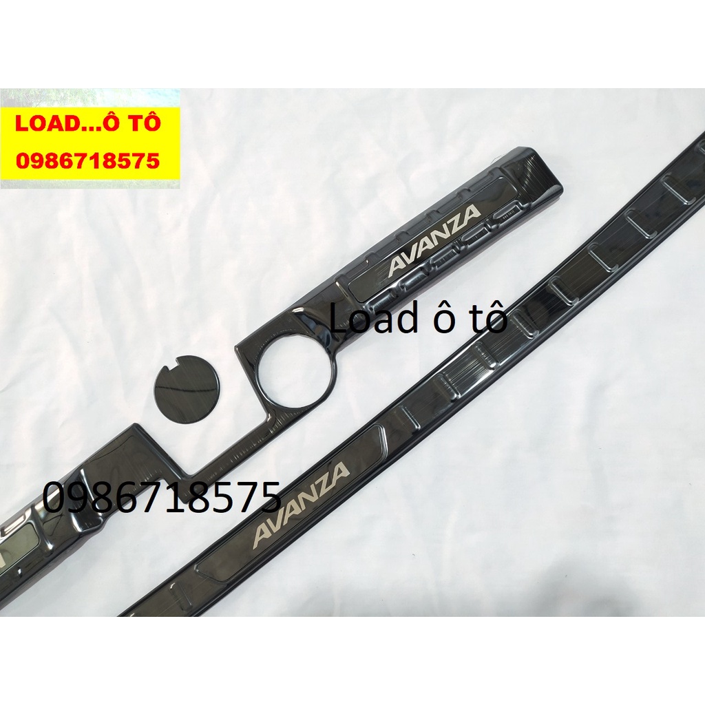 Chống Trầy Cốp Titan Trong, Ngoài Xe Toyota AVANZA 2022-2023 Mẫu Titan Chữ Bóng Gương Cao Cấp