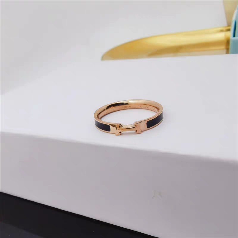 Nhẫn Thép Titan Hình Chữ H Thời Trang | Nhẫn Thép Không Gỉ Khắc Chữ Màu Vàng Hồng Dễ Phối Đồ