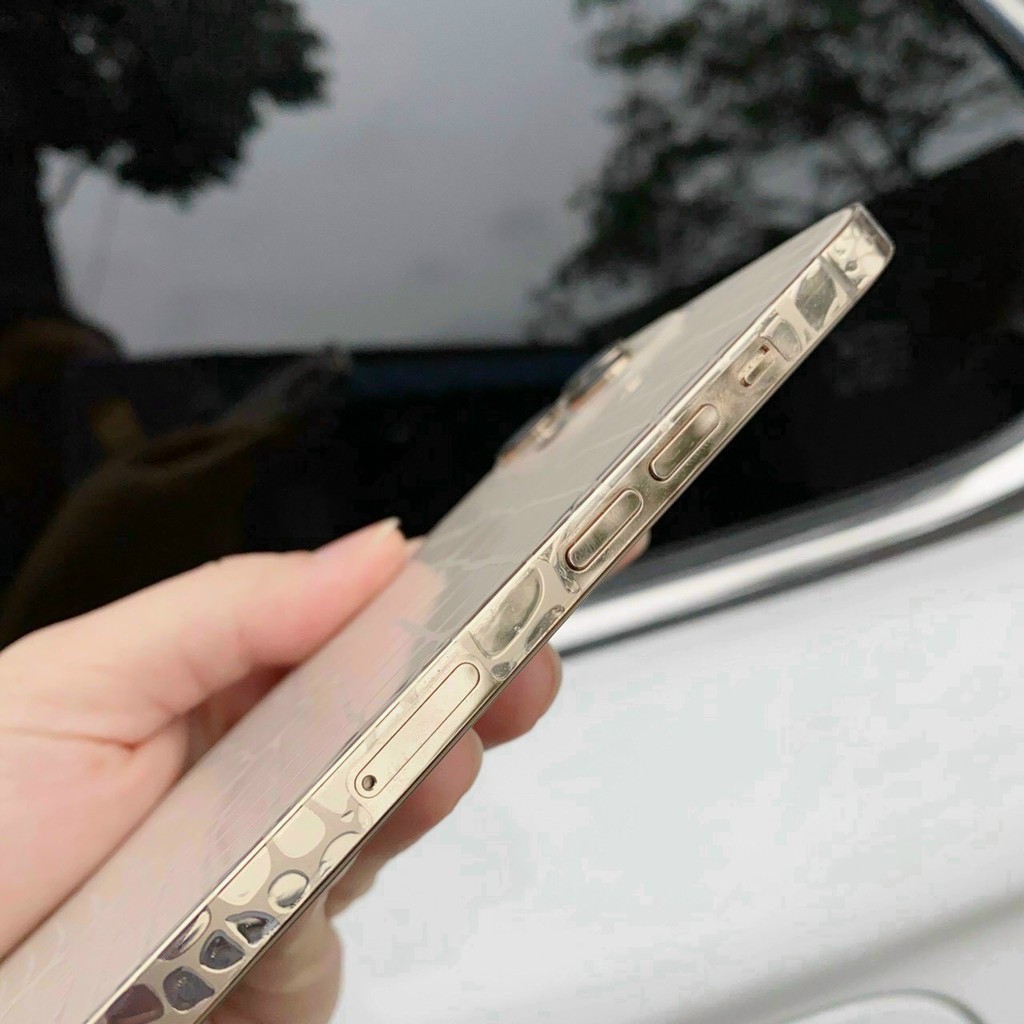 (TẶNG MIẾNG LAU)Miếng dán PPF vân da cá sấu full lỗ loa cho 7/7plus/8/8plus/x/xsmax/11/11promax/12pro/12promax