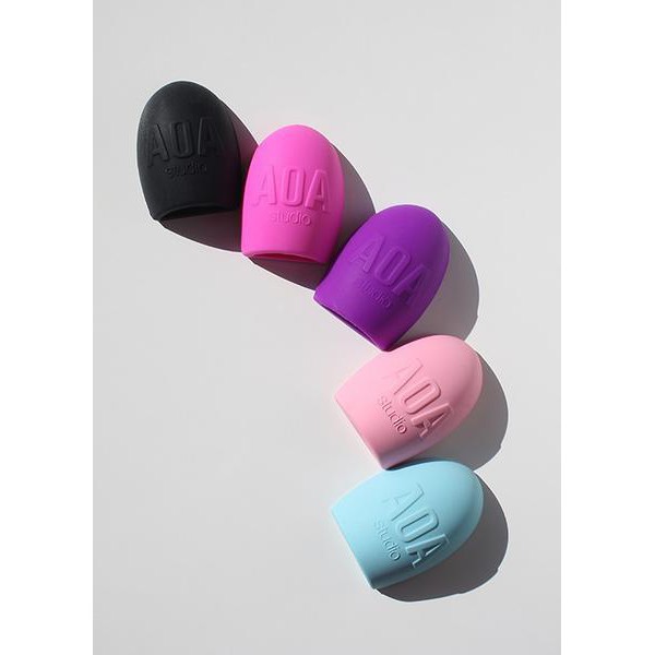 Dụng cụ rửa cọ AOA Studio Brush Cleaning Egg