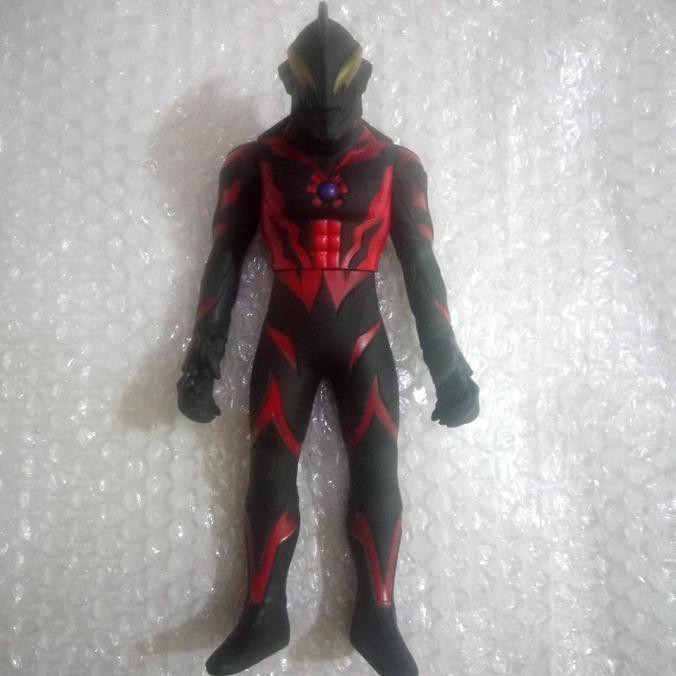 Mô Hình Nhân Vật Ultraman Độc Đáo Sống Động