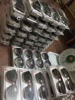 kính mát chống tia UV