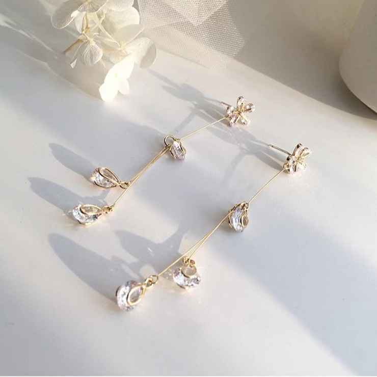 Bông tai kim bạc 925 dáng dài hình hoa đính đá zircon phối tua rua phong cách Nhật Hàn