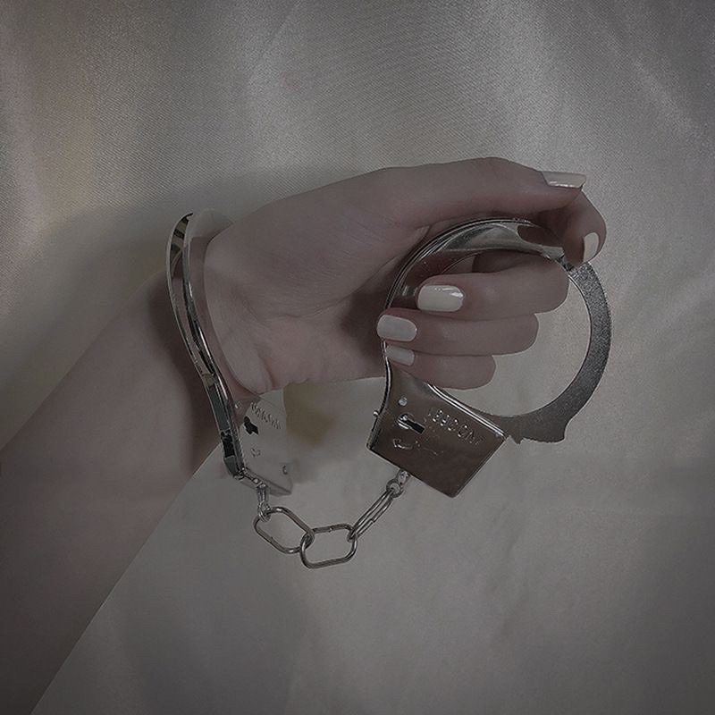 Phụ kiện cosplay studio có khoá mini | BigBuy360 - bigbuy360.vn