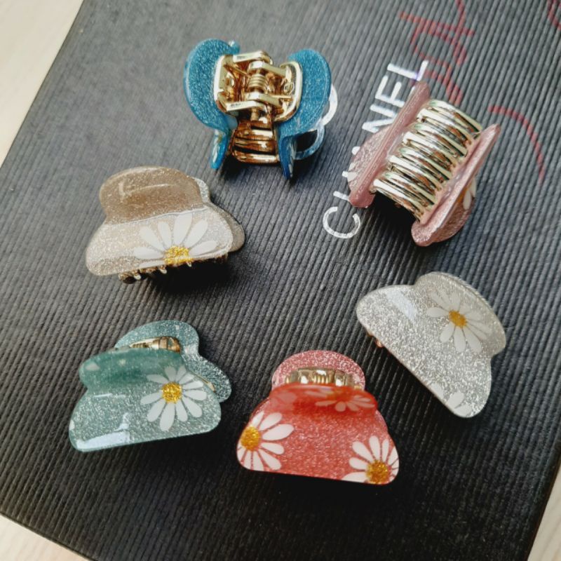 Kẹp tóc nhí ,kẹp đỉnh in chữ chenel/hoa cúc 2.3cm