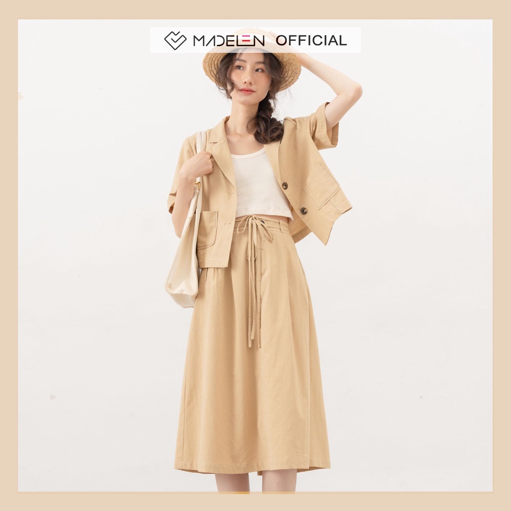 Áo blazer dáng ngắn túi ốp và chân váy mix nơ buộc xanh cốm MADELEN