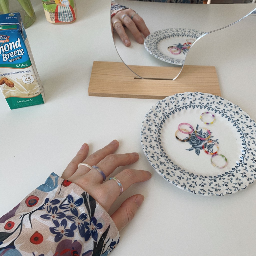 Nhẫn Nhựa Acrylic Trong Suốt Phong Cách Cổ Điển