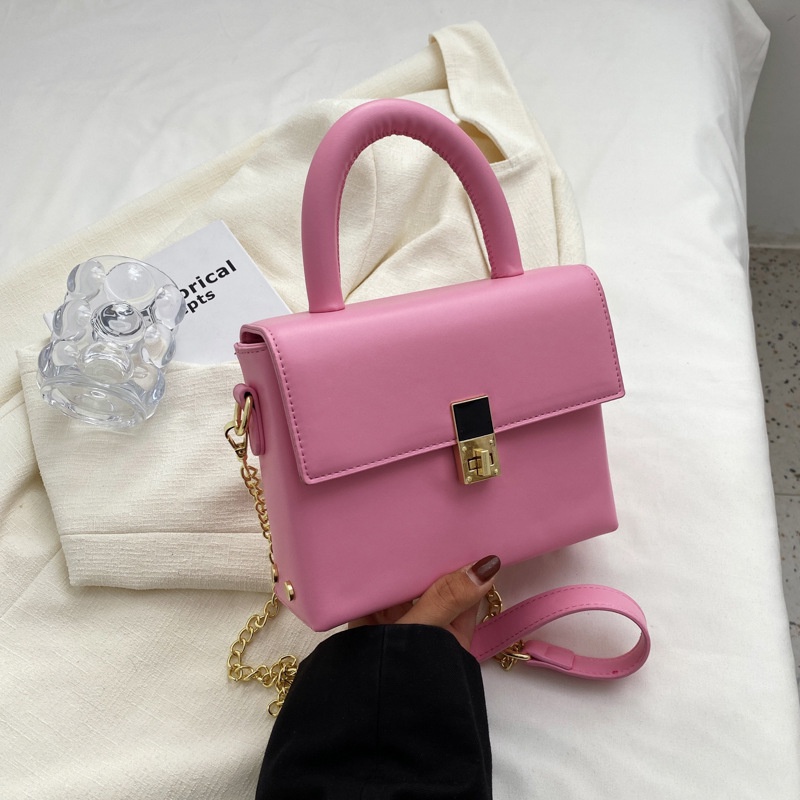 Túi đeo chéo IELGY dáng vuông nhỏ quai xích thời trang cao cấp cho nữ