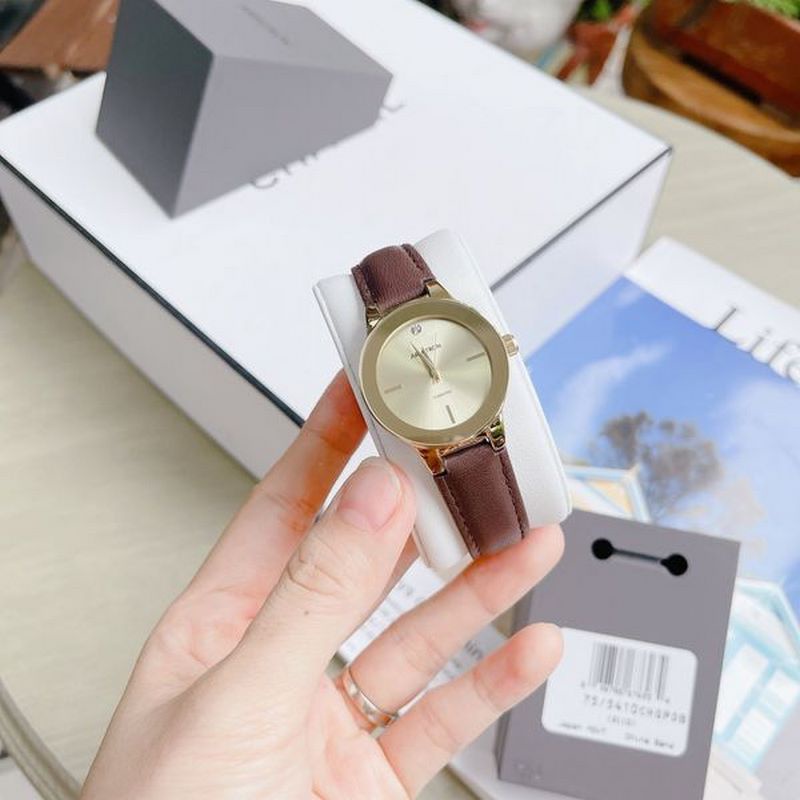 Đồng Hồ Nữ Armitron 75/5410CHGPDB dây da nâu đậm mặt vàng sáng