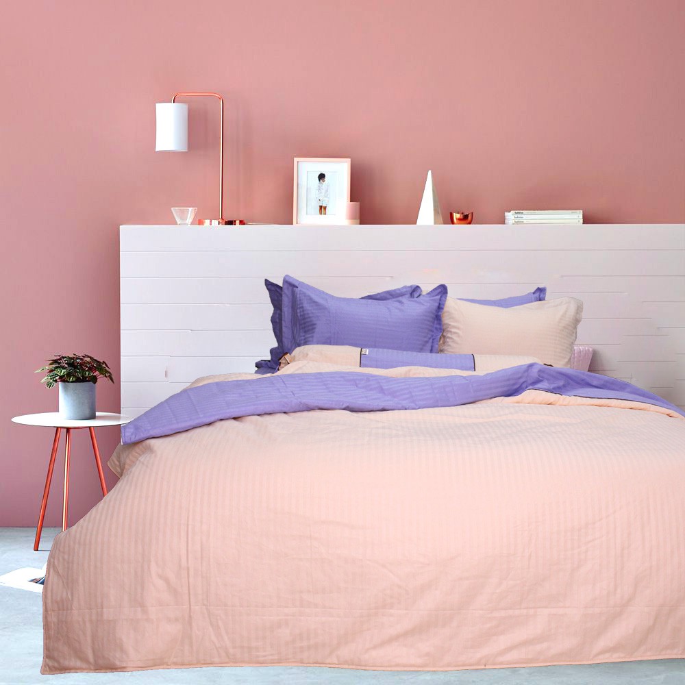 Bộ chăn ga gối drap giường màu hồng tím sọc cotton satin Ai Cập Julia 550