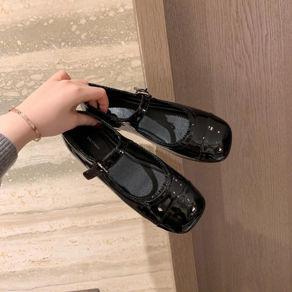 Giày Búp Bê Đế Bằng Phối Màu Sắc Mới Lạ Cho Nữ