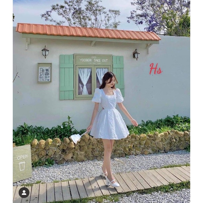 Váy xốp cổ ren khoét eo HS6