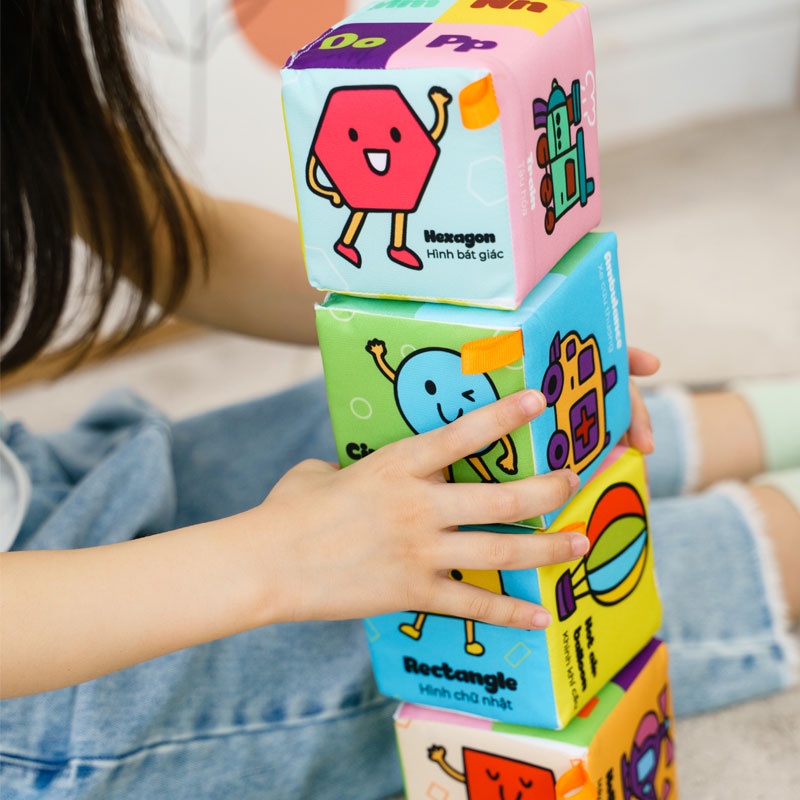 Bộ 8 Đồ Chơi Xúc Xắc Hình Khối Tặng Kèm Bóng Bằng Vải Cho Bé 109
