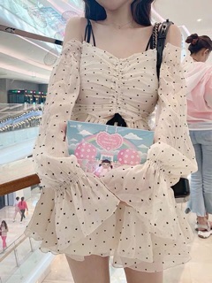 ĐẦM BI RỚT VAI