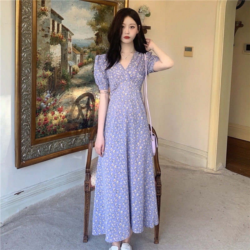 Đầm IELGY họa tiết hoa chuông cổ chữ V kích thước lớn thời trang cho nữ
