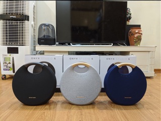 Loa Harman Kardon Onyx Studio 6