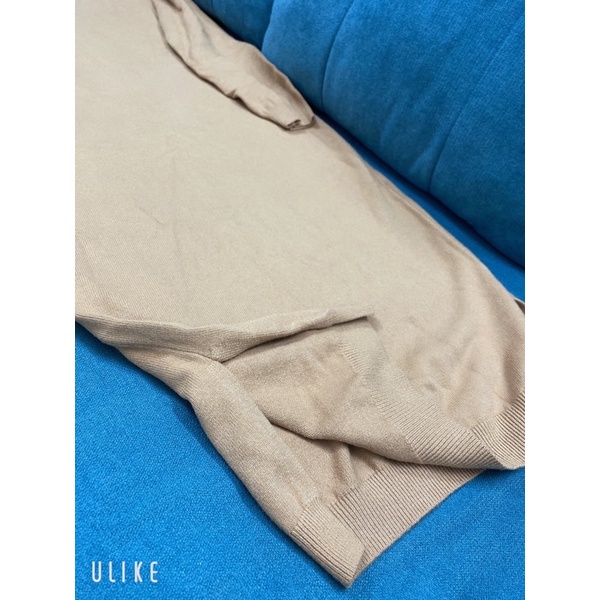 Váy body len màu vàng nhạt PASS