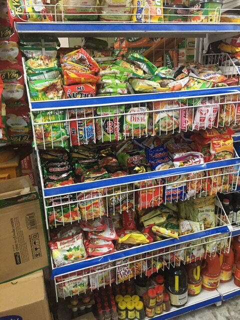 Kệ bày hàng có giỏ ( Cao 1m8 x dài 90cm )