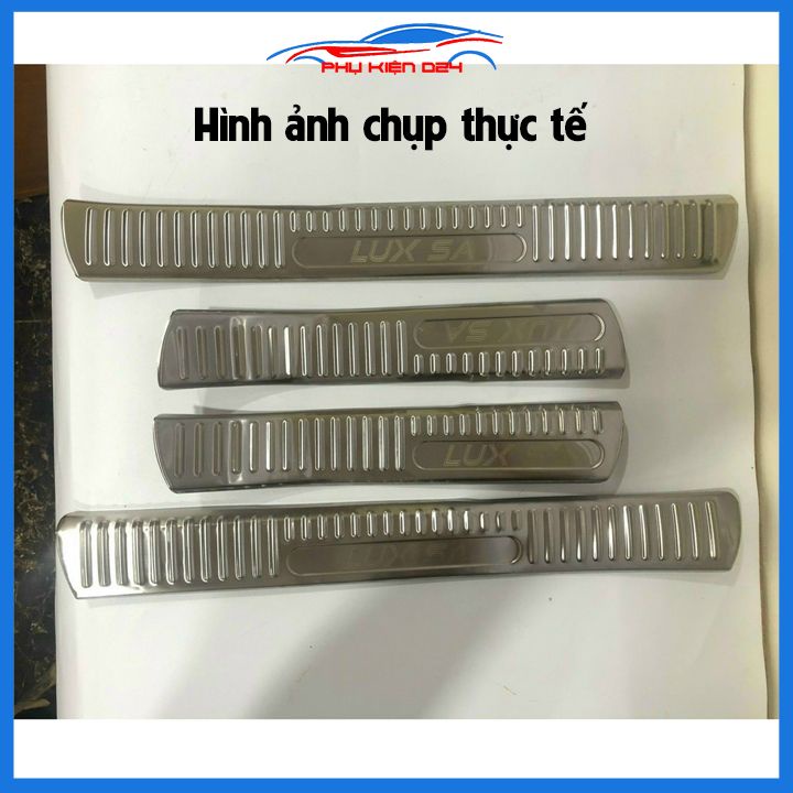 Nẹp bước chân trong INOX ô tô Vinfast Lux A 2.0 2020-2021-2022 chống trầy bảo vệ trang trí xe