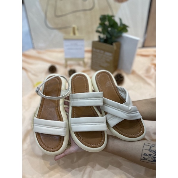 GIÀY NỮ ĐẾ XUỒNG S190818 D220731