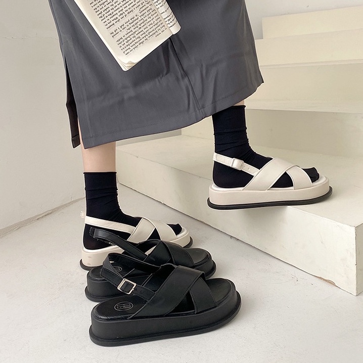 Dép sandal nữ quai chéo