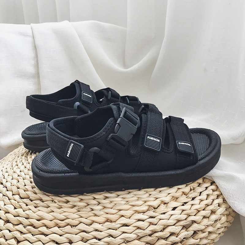 Giày sandal 3 quai gài phong cách Hàn Quốc thời trang