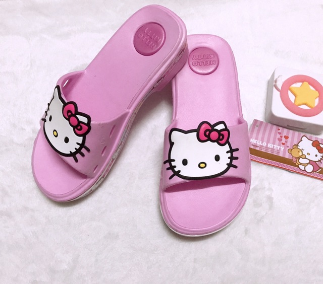 Dép bé gái HelloKitty