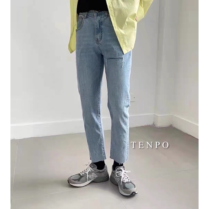 Quần jean nam TENPO rách ngang đùi , vải denim co giãn nhẹ , form skinny | Jean nam xanh trơn