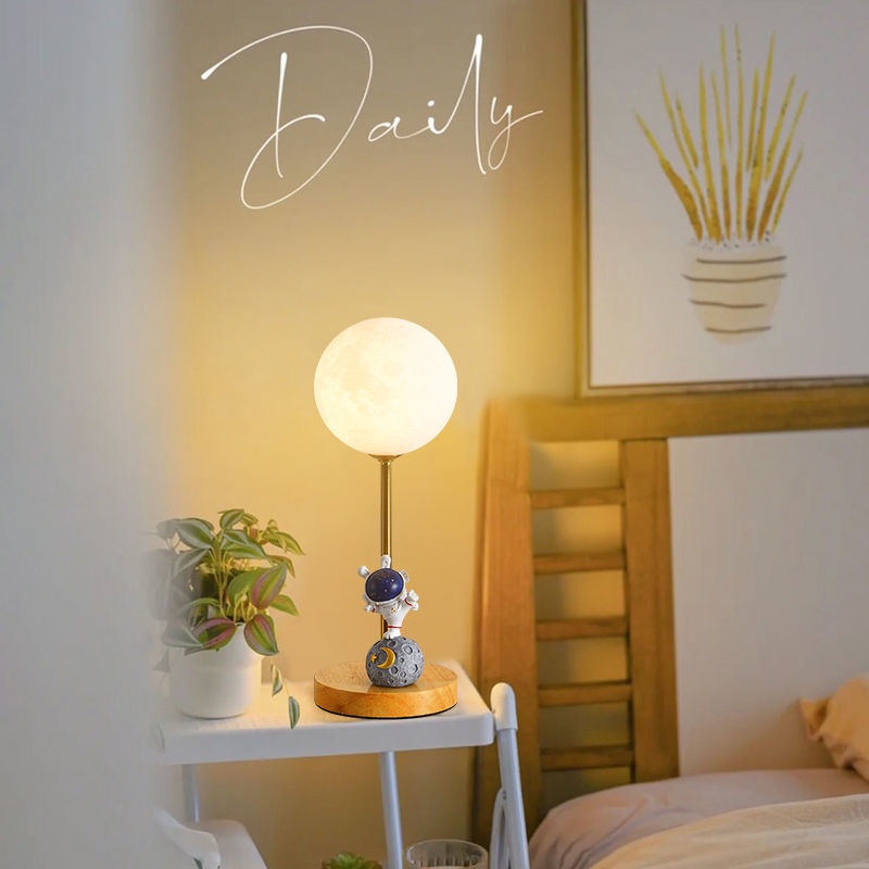 Đèn ngủ phi hành gia mặt trăng Đèn Để Bàn Trang Trí Đèn ĐọC SáCh ĐầU GiưỜNg Phòng Ngủ Bắc Âu Đèn HọC Hiện Đại