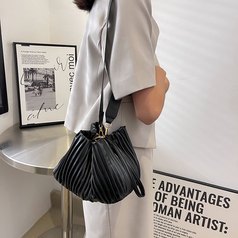 Túi Đeo Vai Màu Trơn Phong Cách Châu Âu Thời Trang 2022 Cho Nữ