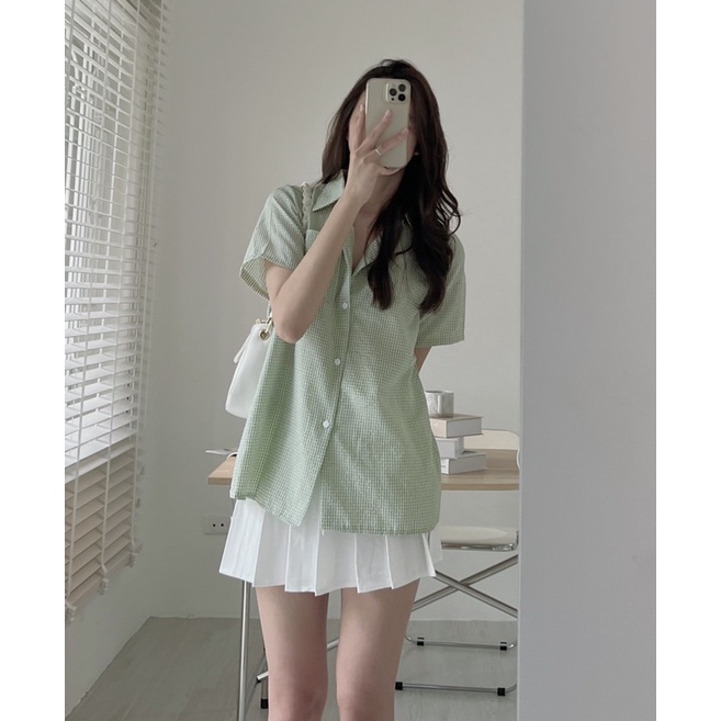 A6551 Áo somi kẻ xẻ lưng Audrey