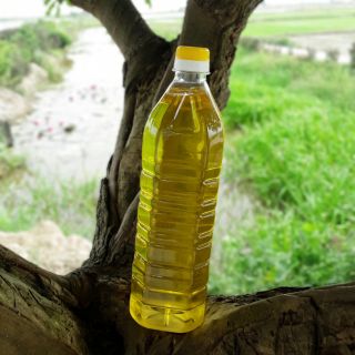 Dầu đậu phộng - dầu lạc nguyên chất 1 lít