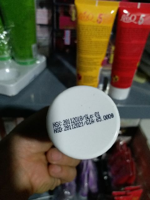 Tẩy da chết leoq ( bìa 65k, dùng thích ) | BigBuy360 - bigbuy360.vn