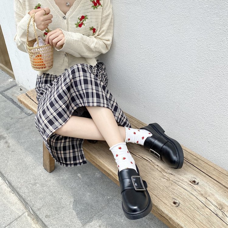 Giày đế bằng mũi tròn phong cách thanh lịch hợp thời trang cho nữ | BigBuy360 - bigbuy360.vn