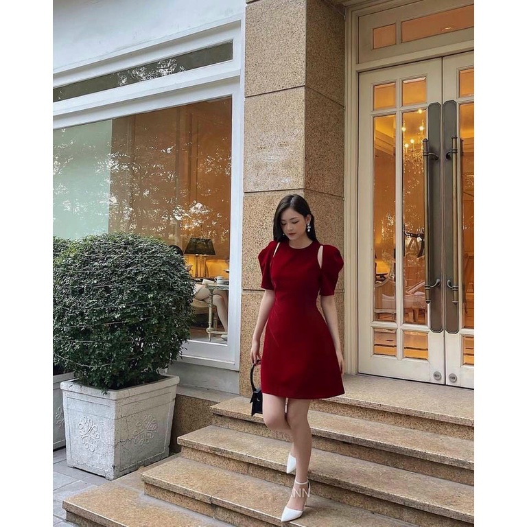 ĐẦM DỰ TIỆC NHUNG KHOÉT VAI BASIL DRESS