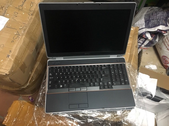 Laptop cũ dell E5520 core i5 2520 ram 4G HDD 250 15,6”