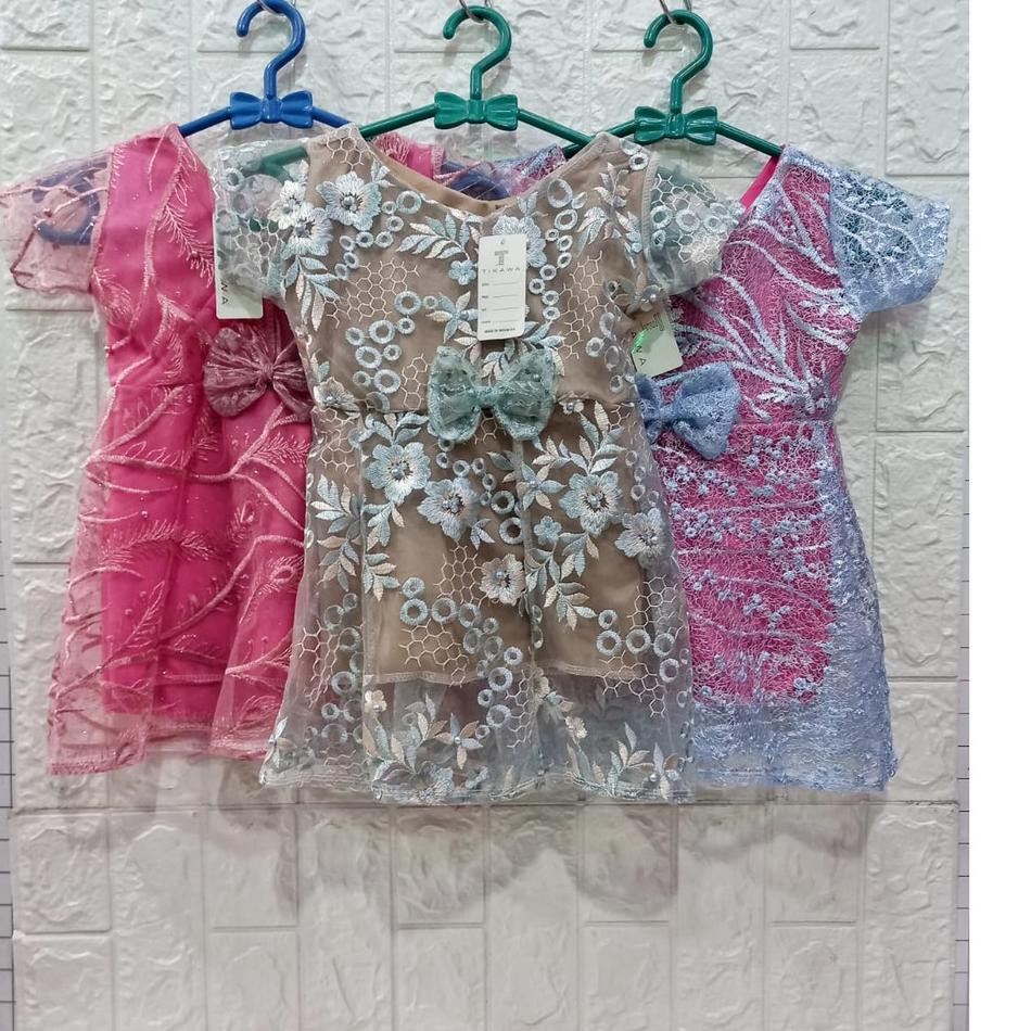 Đầm dạ hội tay áo thổ cẩm cho bé từ 8.8 tháng-7 tuổi