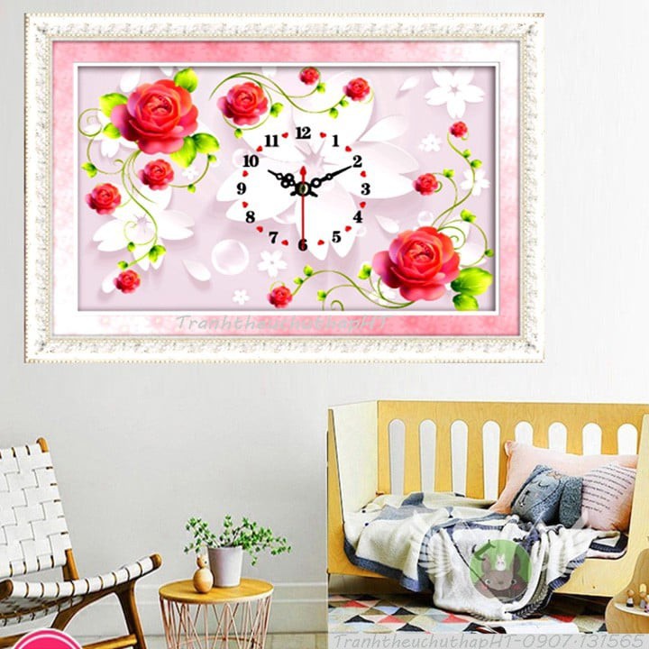 Tranh thêu đồng hồ KT:67x45cm. Tặng kéo và xỏ chỉ.