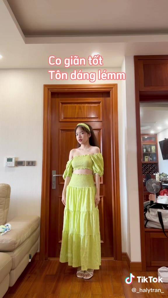 Set váy maxi đi biển dáng dài phối áo croptop tay bồng HABII SE11 [CÓ BIGSIZE] | BigBuy360 - bigbuy360.vn