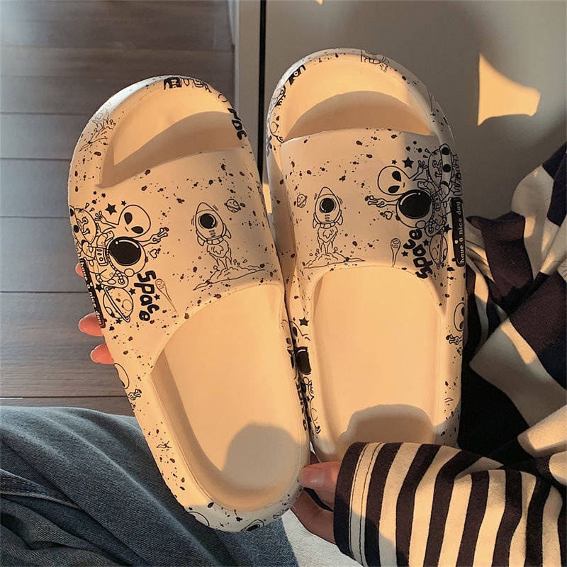 Dép lông,dép bánh mì Dép xăng đan Dép Đi Trong Nhà Họa Tiết Graffiti Phong Cách Hiphop Cá Tính