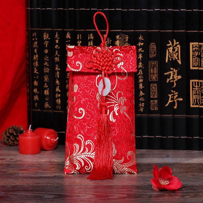 Túi vải màu đỏ họa tiết phong cách Trung Hoa độc đáo | BigBuy360 - bigbuy360.vn