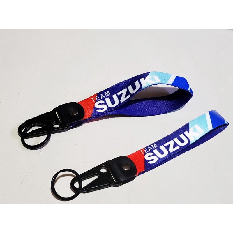 BỘ 2 MÓC KHÓA TEAM SUZUKI