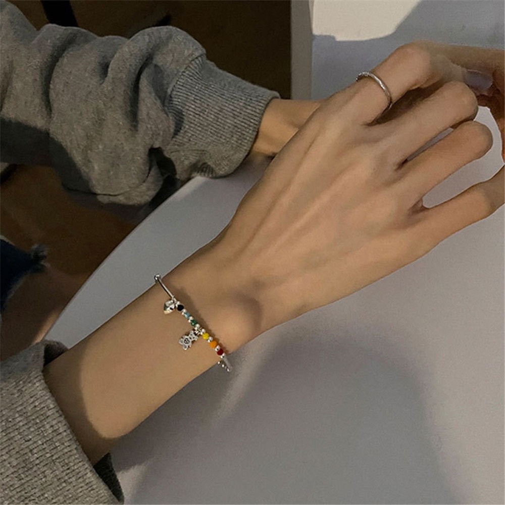 Vòng Tay Co Giãn Xỏ Hạt Nhiều Màu Sắc Họa Tiết Gấu Mặt Cười Thời Trang