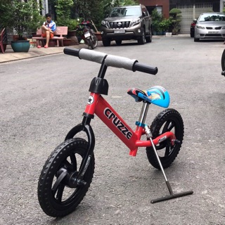 Xe cân bằng có 4 màu