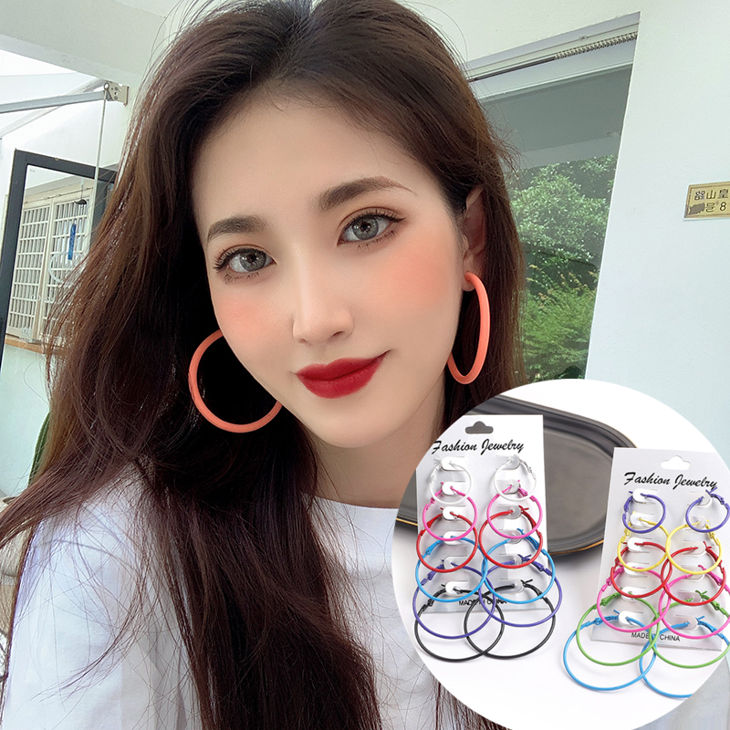 Khuyên Tai Nữ Trang Dáng Tròn Phong Cách Vintage