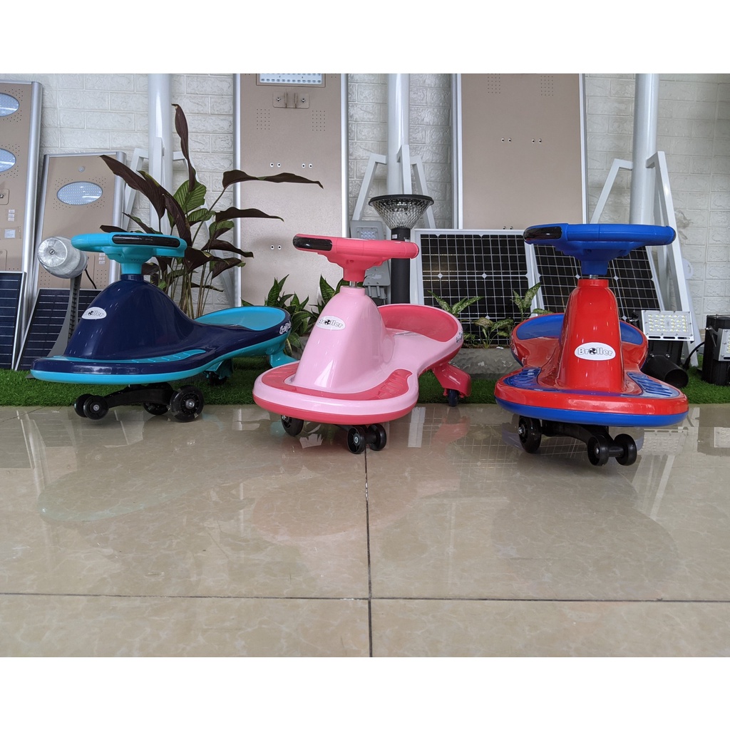 Xe lắc tay cho bé có nhạc BABY PLAZA HZL-929