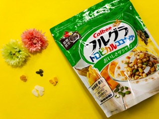 Ngũ cốc Calbee Nhật