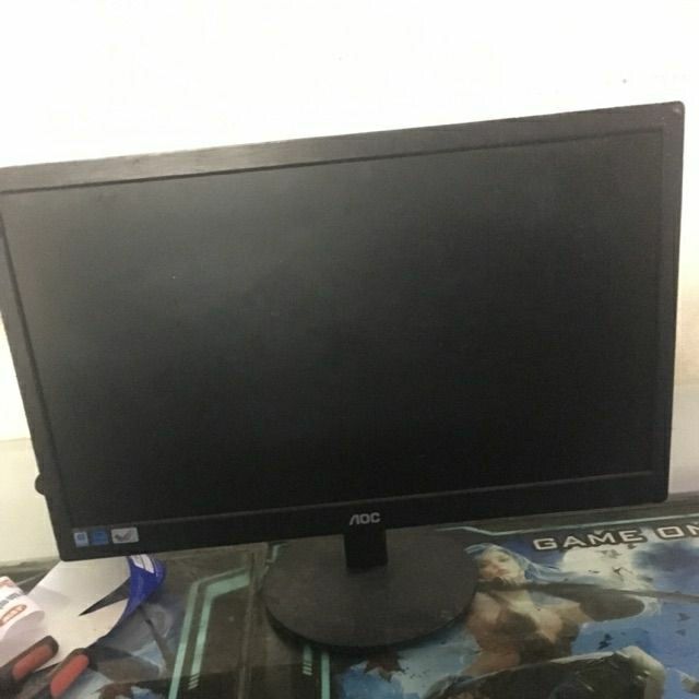 Màn hình máy tính  19in lỗi 1 sọc giá rẽ