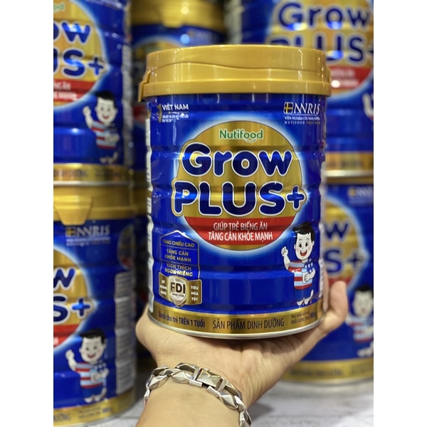 Sữa Nutifood Grow Plus xanh 900G